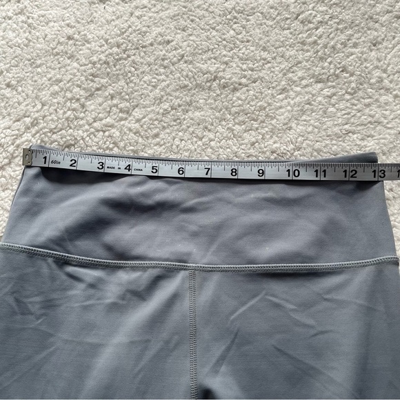 ZYIA Active 7/8 length blue shimmer workout leggings size Medium / 6-8 - Picture 7 of 9